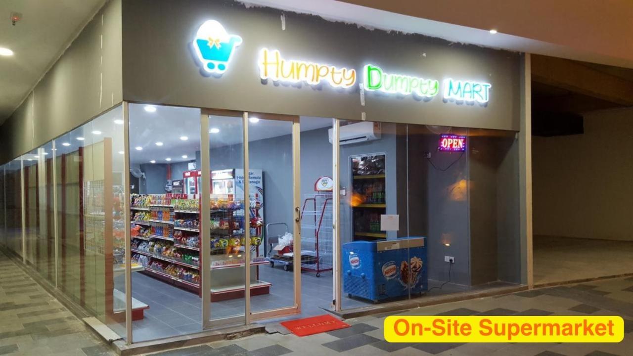 Sinar Rasa Homestay At I-Soho, I-City Шах Алам Екстериор снимка On-site supermarket