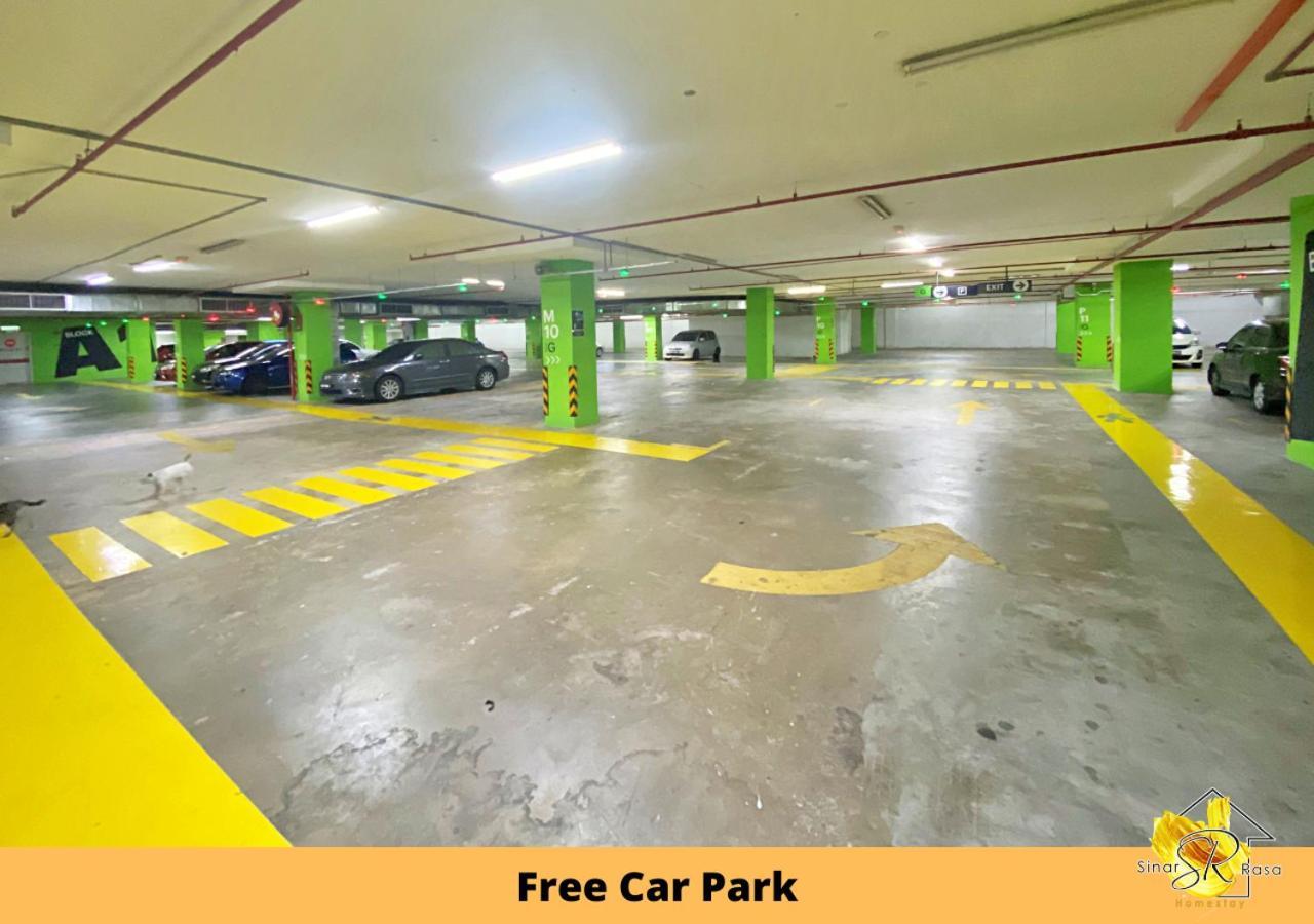 Sinar Rasa Homestay At I-Soho, I-City Шах Алам Екстериор снимка Free Car Park
