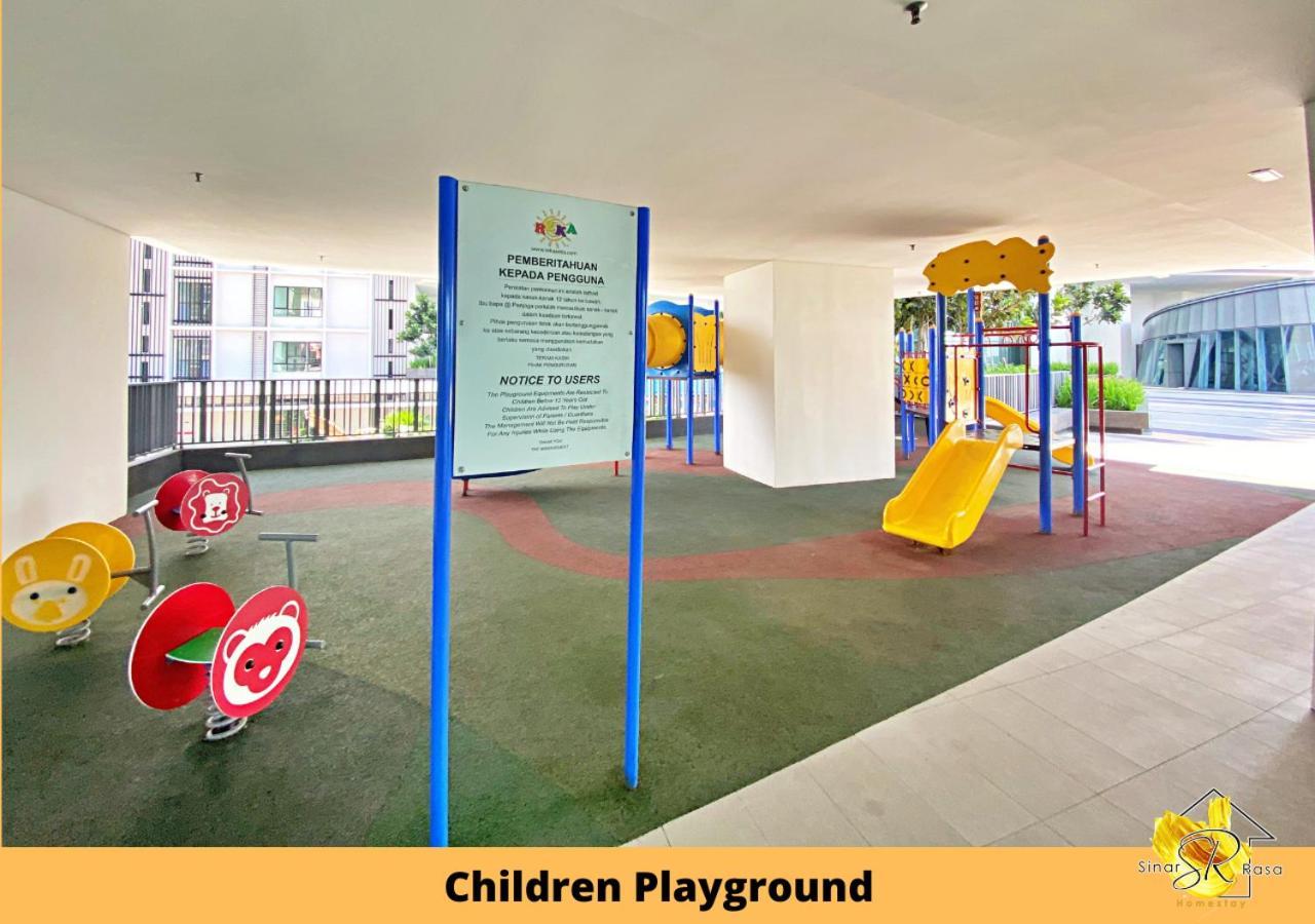 Sinar Rasa Homestay At I-Soho, I-City Шах Алам Екстериор снимка Children Playground