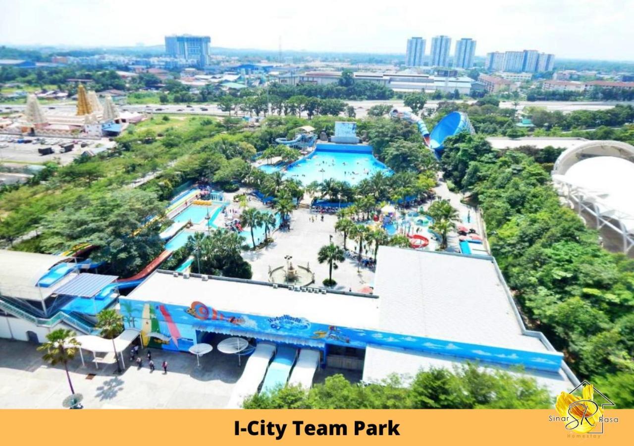 Sinar Rasa Homestay At I-Soho, I-City Шах Алам Екстериор снимка I-City Theme Park